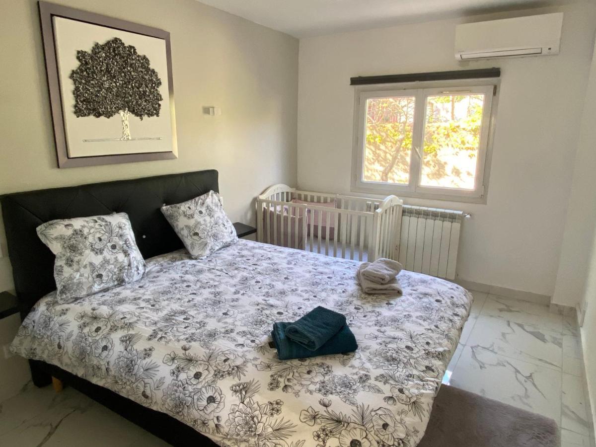 3 Pieces Climatise En Rez De Jardin Avec Piscine Apartment *