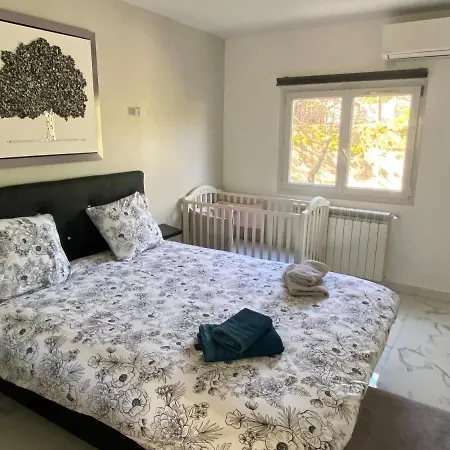 Appartamento 3 Pièces climatisé en rez de jardin avec piscine Villeneuve-Loubet Esterno foto